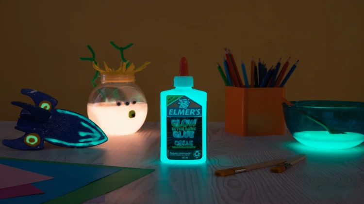 ELMER'S GLOW IN A DARK GLUE BLUE klej świecący w ciemności niebieski, 2162078
