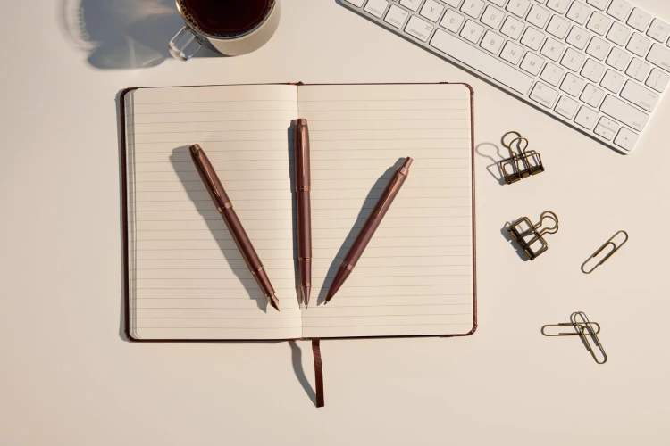PARKER Pióro wieczne IM Monochrome BURGUNDY